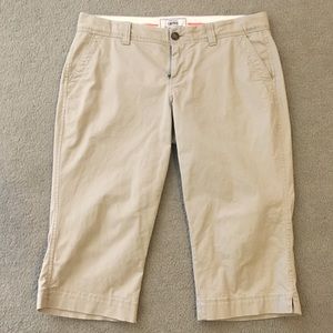 Khaki Old Navy capris.  Size 10